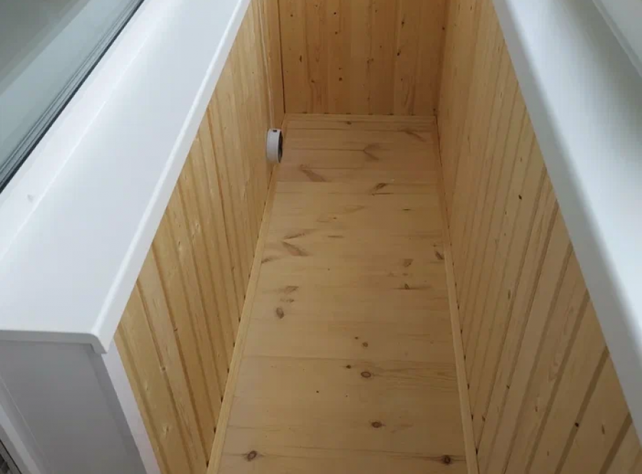 деревянная вагонка отделка балкона