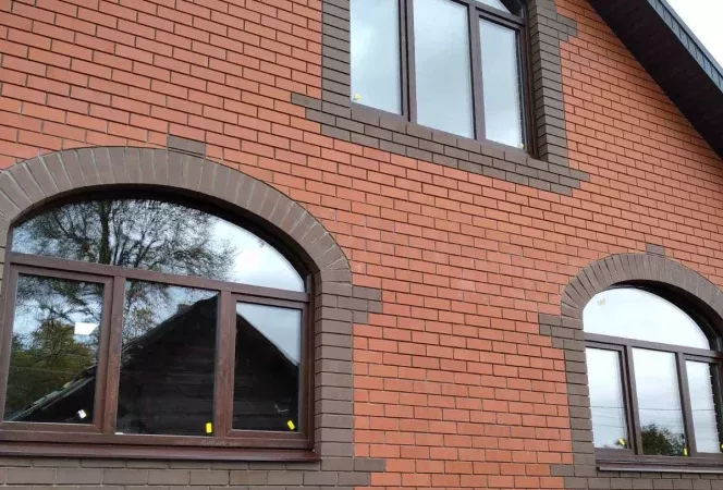 Остекление кирпичного загородного дома - фото - 3
